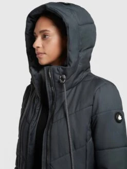 Khujo Manteaux Dhiver Manteau D’hiver Aribay Femme Bleu Nuit 16 Khujo Manteaux Dhiver Manteau D’hiver Aribay Femme Bleu Nuit -Khujo f8bfc0d61704f3e80c85bed8321faa64